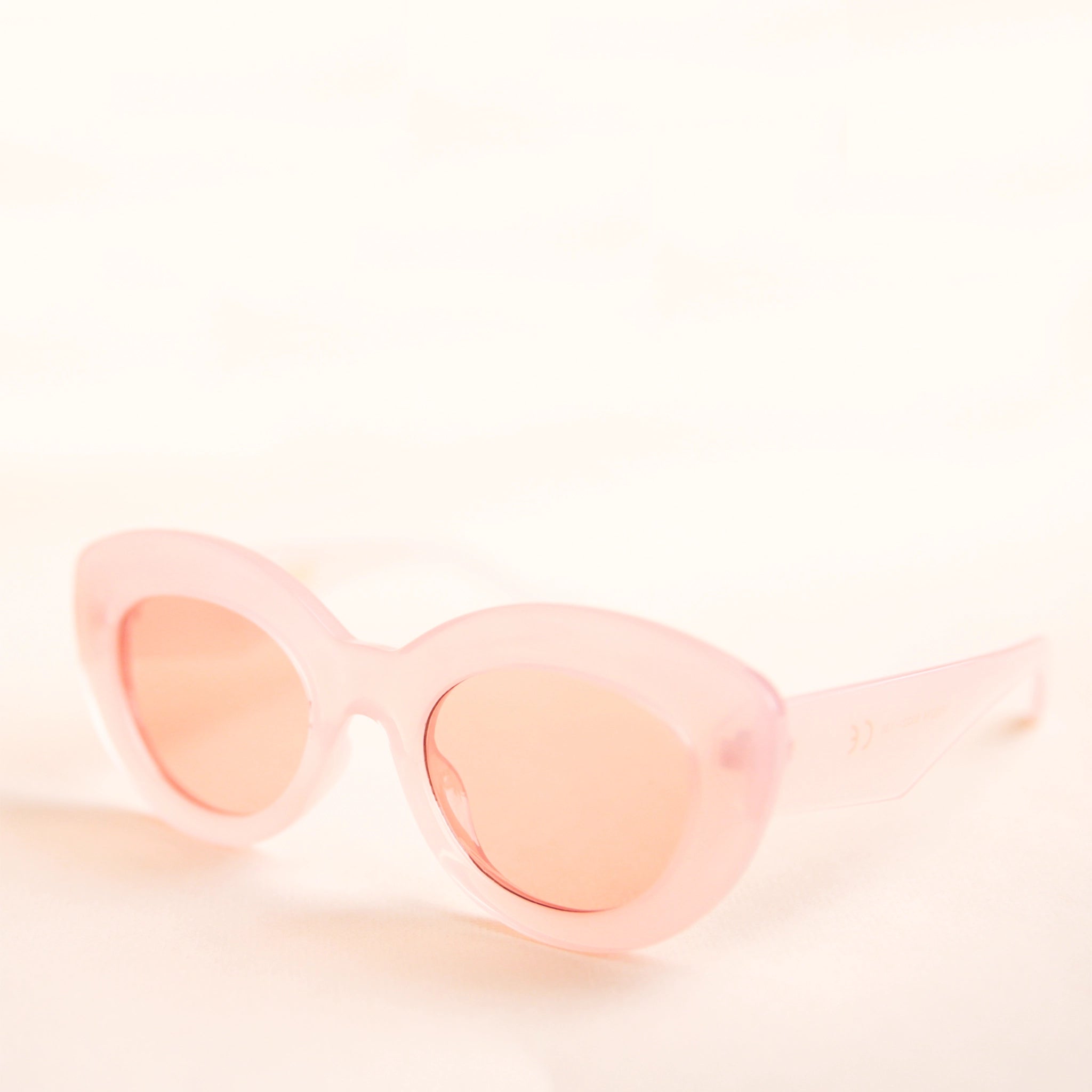 Gemma Sunglasses Rose Quartz Pigment