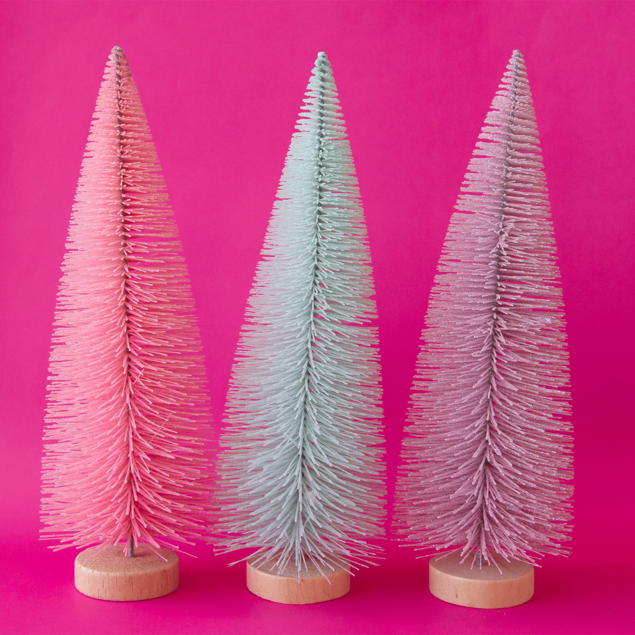 Bottle Brush Tree Warm Pink / 13