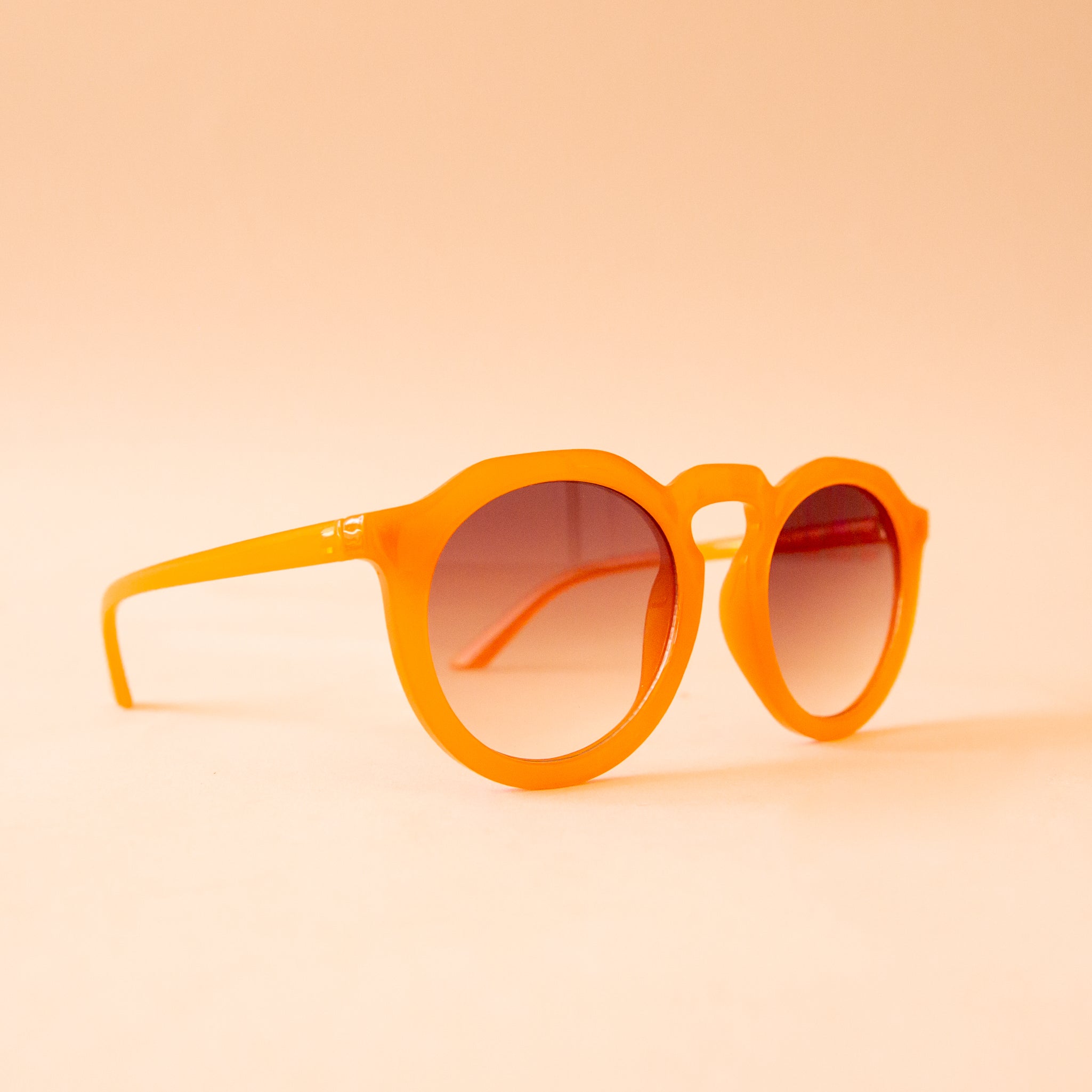 Sloane Sunglasses Orange by Pigment