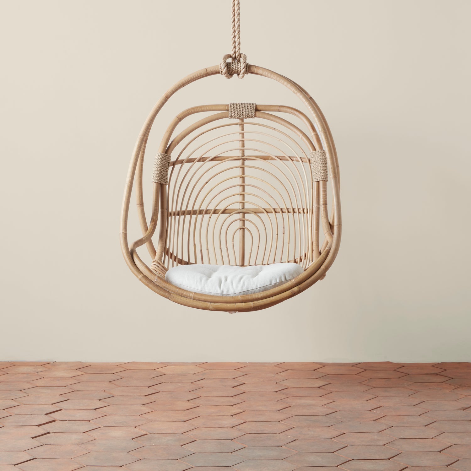 Hanging discount rattan chair