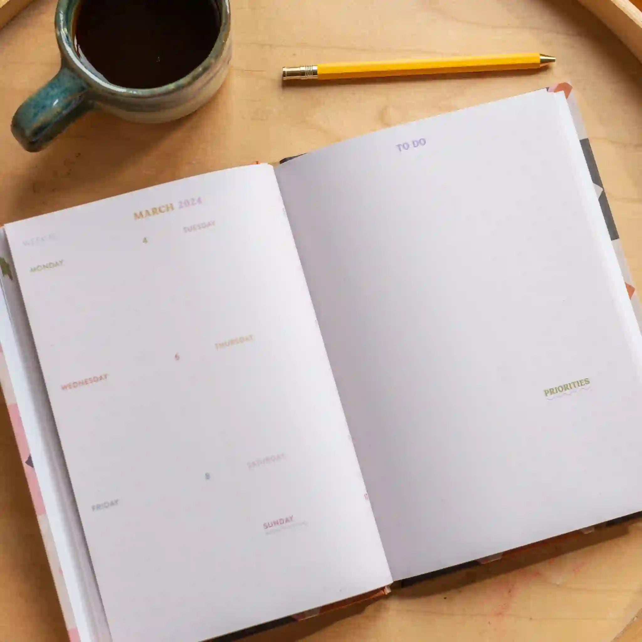 Moleskine 2024 DAILY / WEEKLY ( PLANNER / DIARY ) - Books