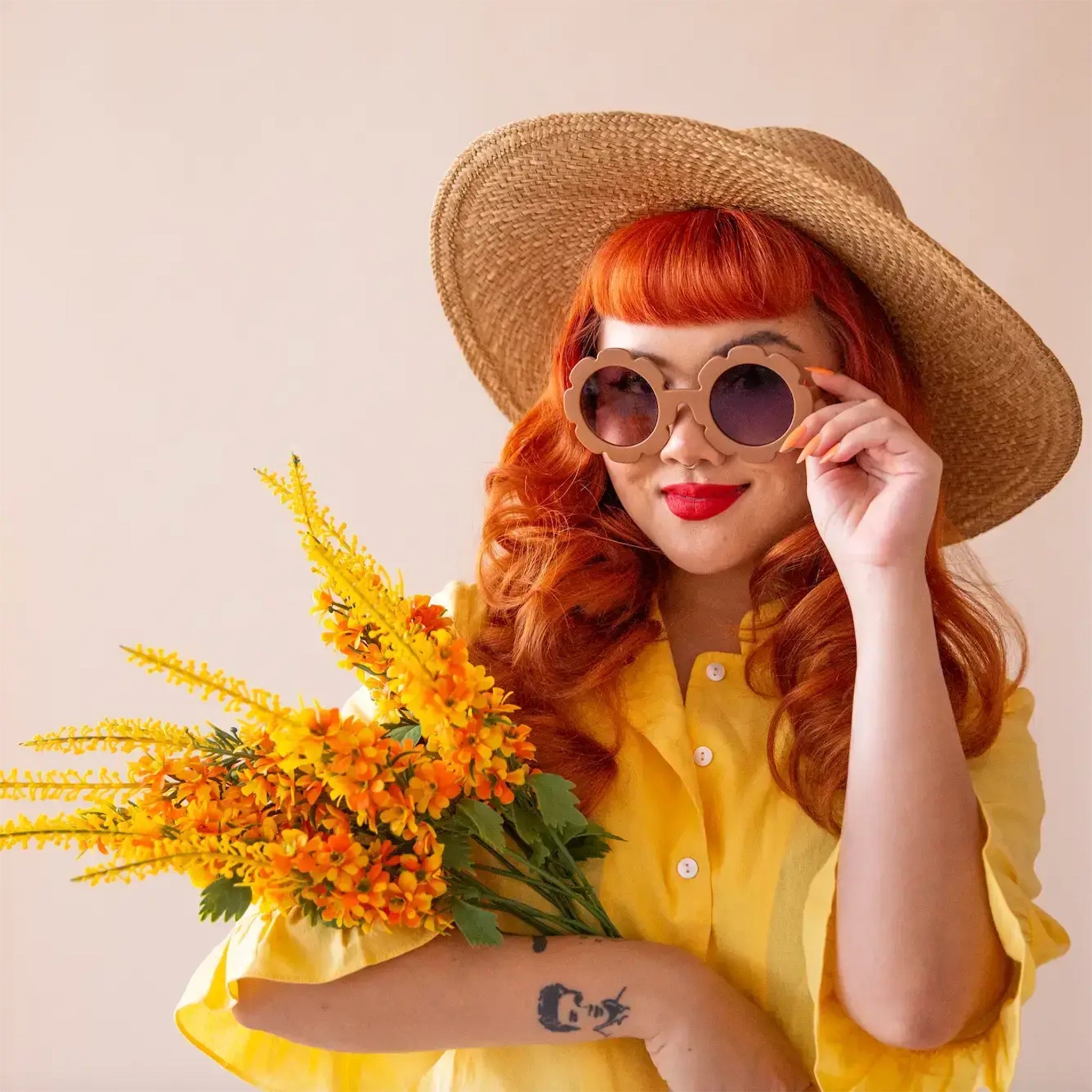 Flower Sunglasses | Brown by Pigment