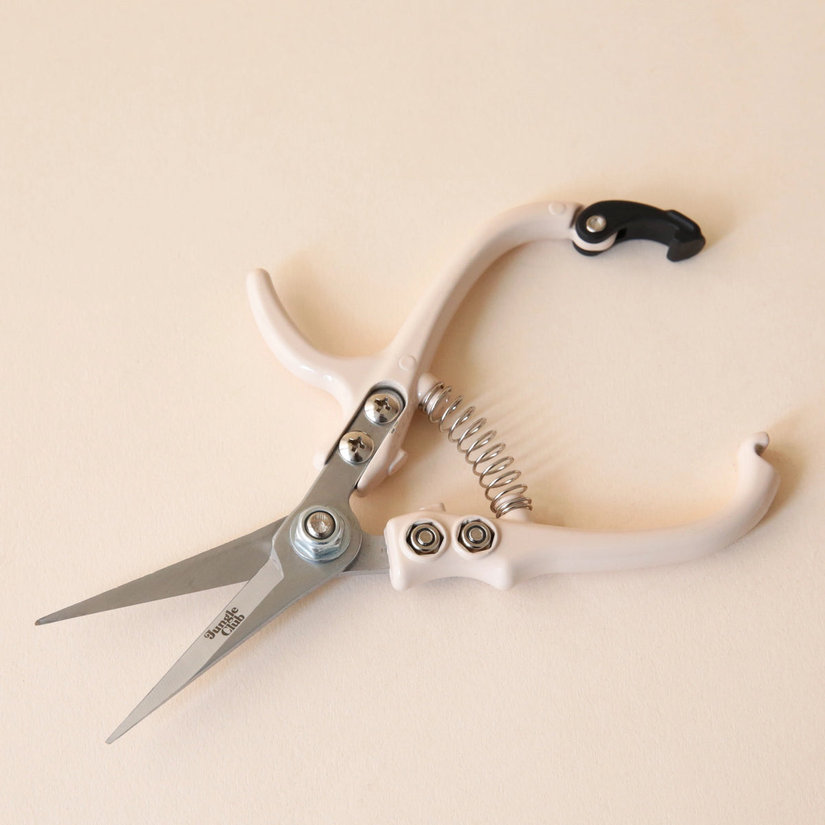 http://www.shoppigment.com/cdn/shop/products/CY1A2458_pruning-shears_1200x1200.webp?v=1675379165