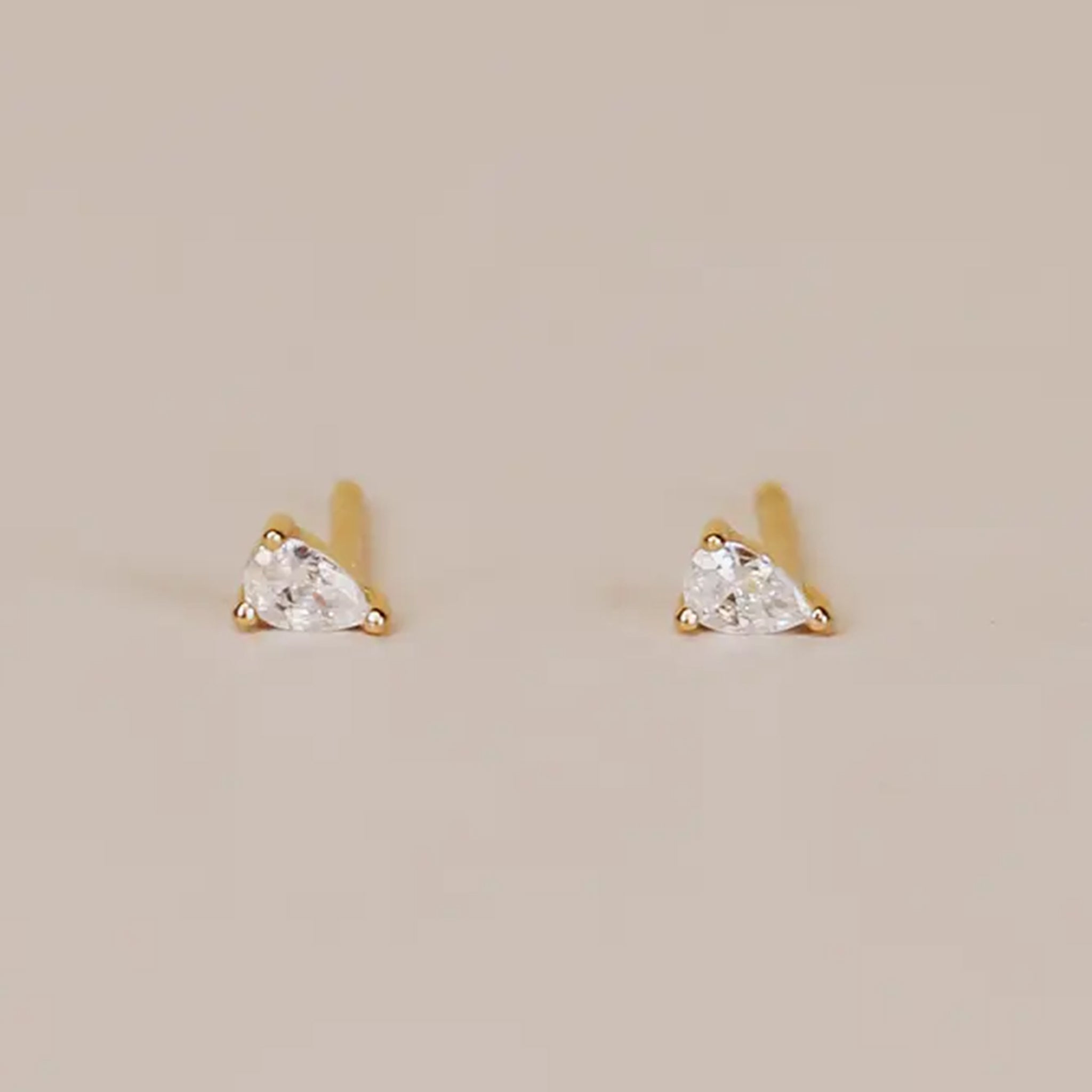 A pair of teardrop shaped cz studs.