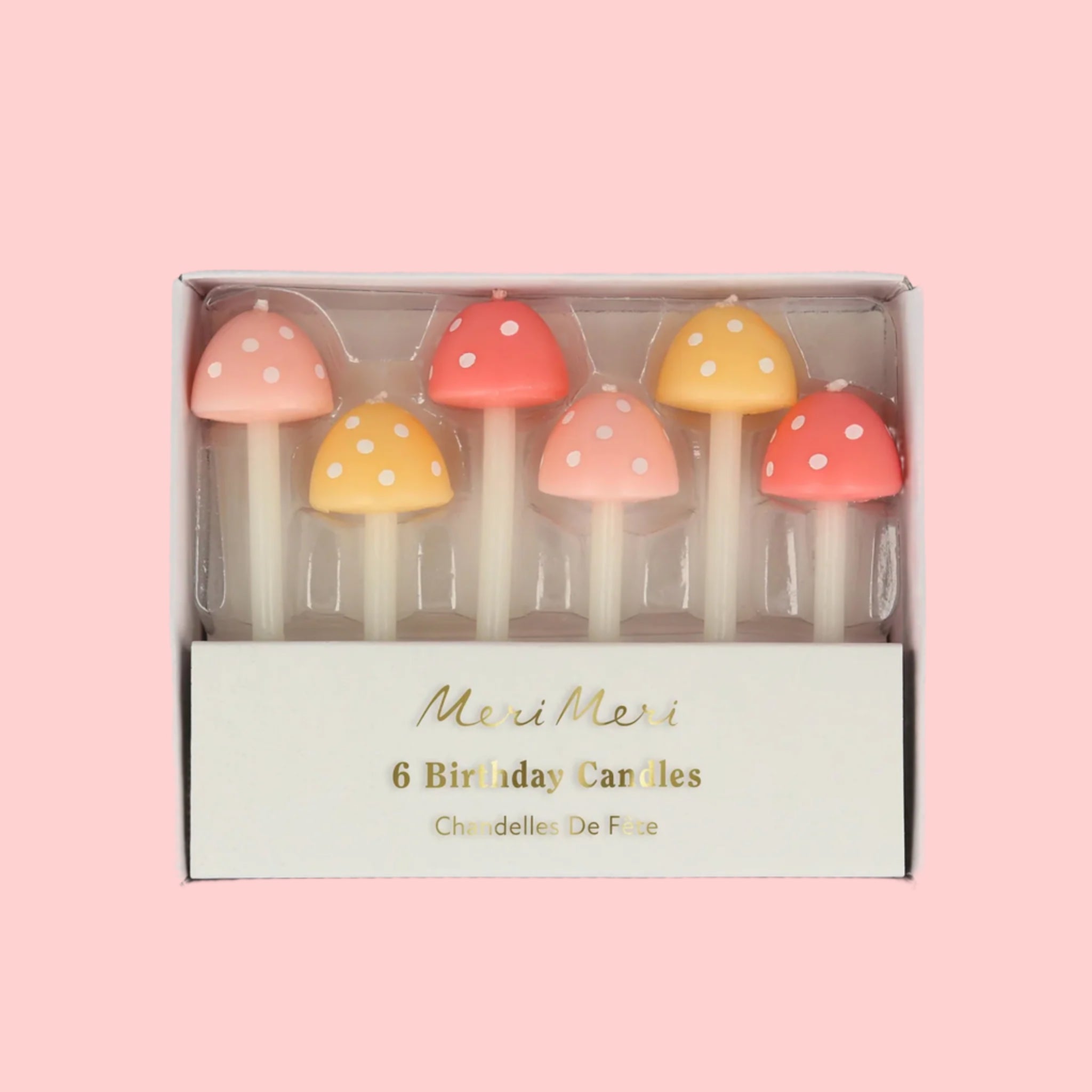 A pack of 6 mushroom shaped candles in two sizes.